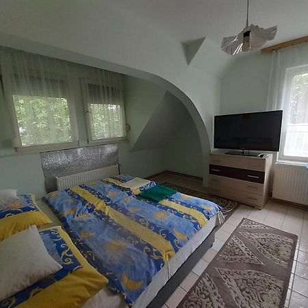 Prima Piheno Miskolc Exterior foto