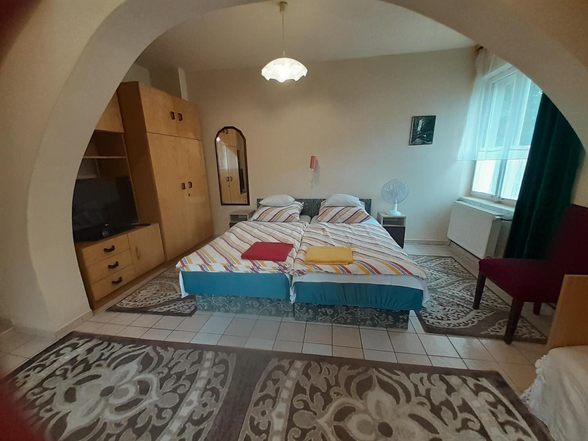 Prima Piheno Miskolc Exterior foto